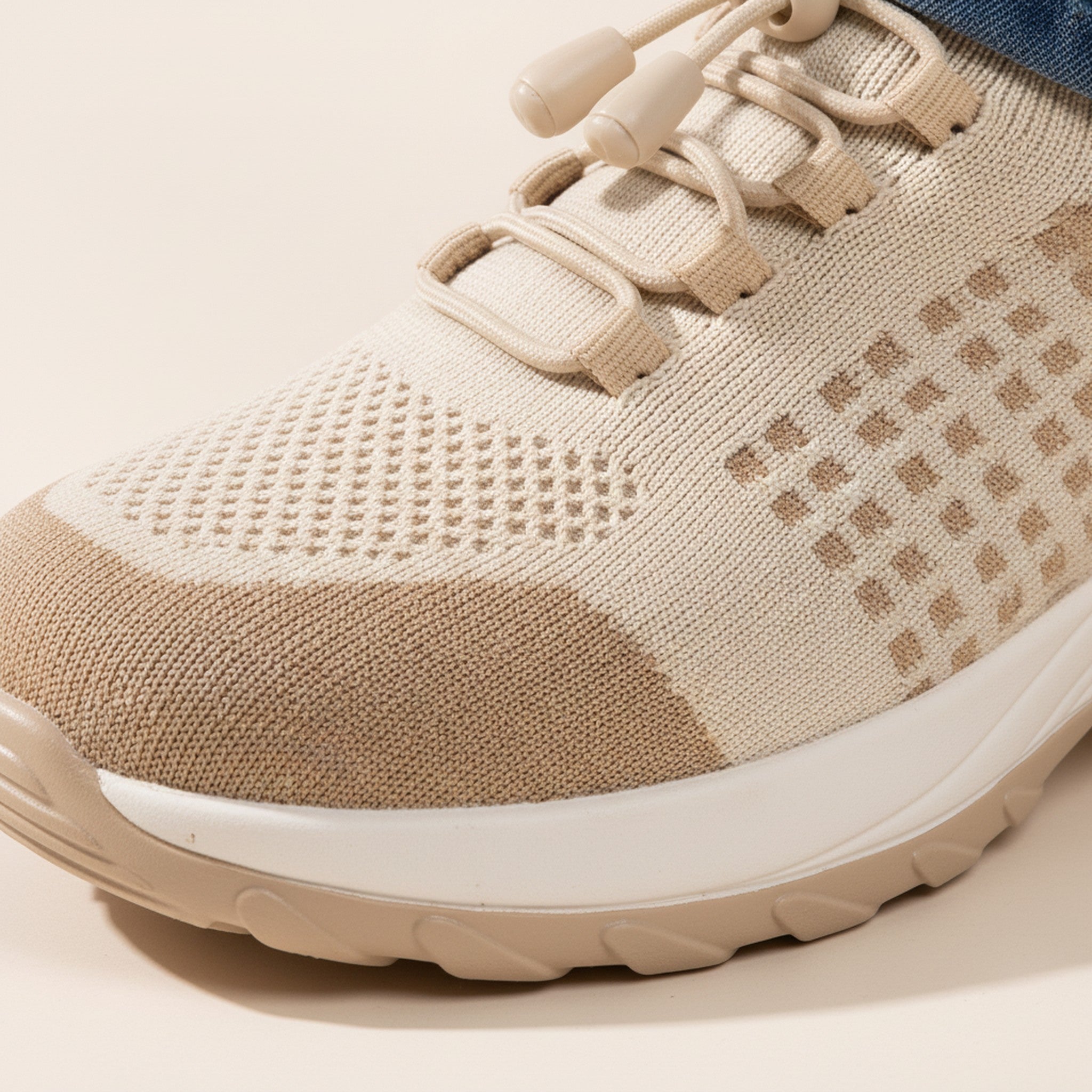 Nova | Retro Runner Sneakers - view 3