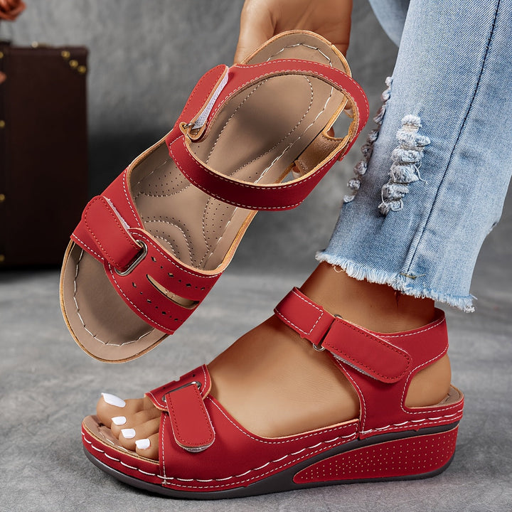 Célima | Fashionable Orthopedic Sandal
