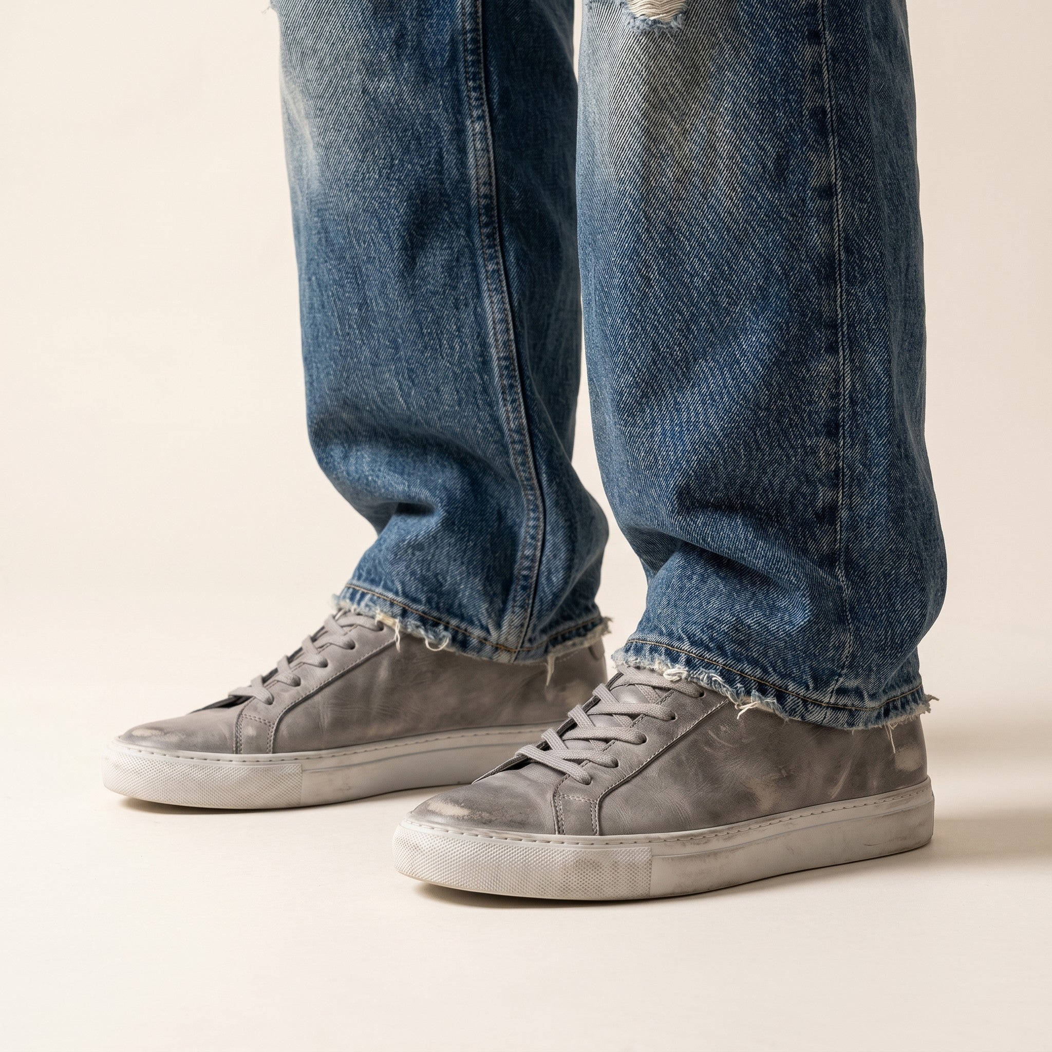 Volt | Distressed Low-Top Sneakers - Distressed Grey