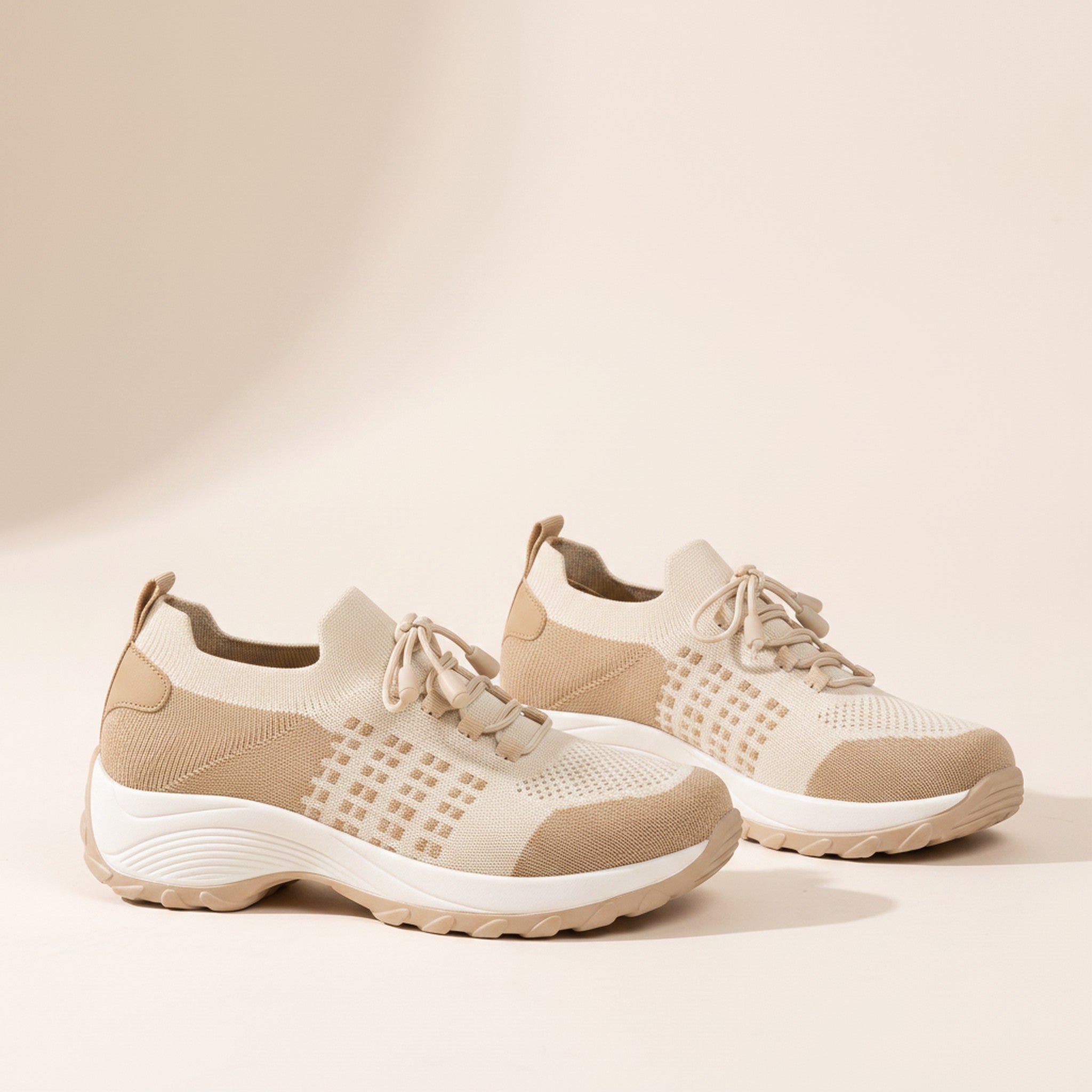 Nova | Retro Runner Sneakers - view 2
