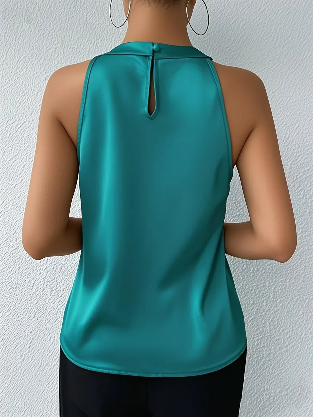 CERYS ELEGANT SLEEVELESS BLOUSE