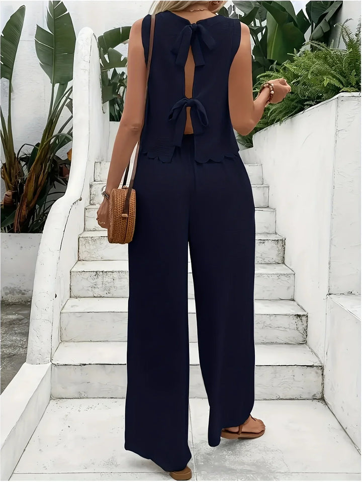 Raya - Elegant Two-Piece Sleeveless Set