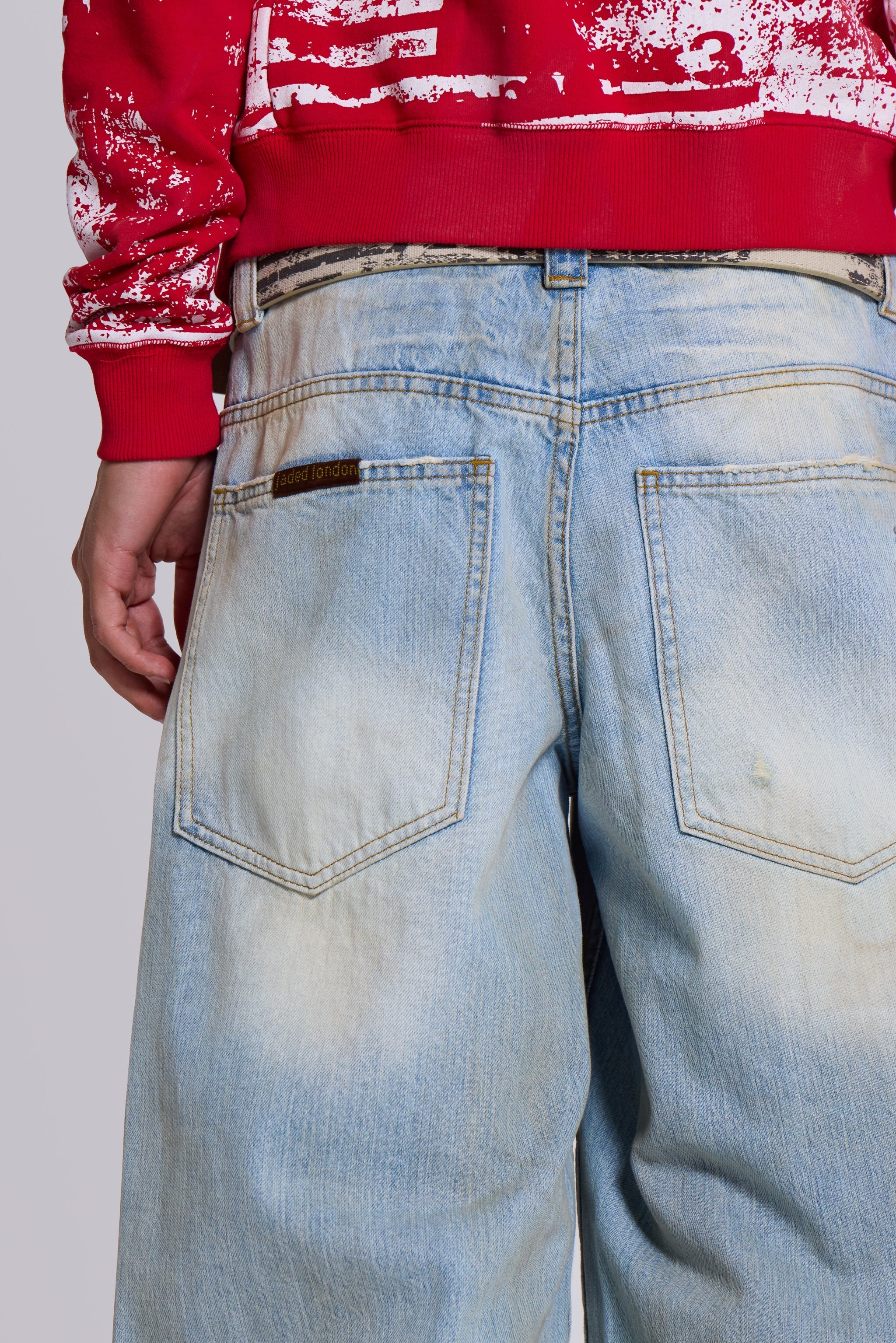 Reef Dirty-Wash Colossus Jeans