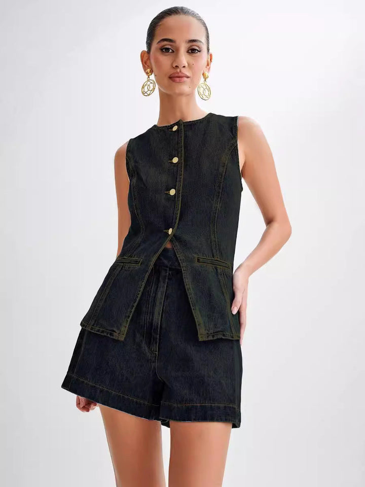 Polly – Sleeveless Buttoned Peplum Set