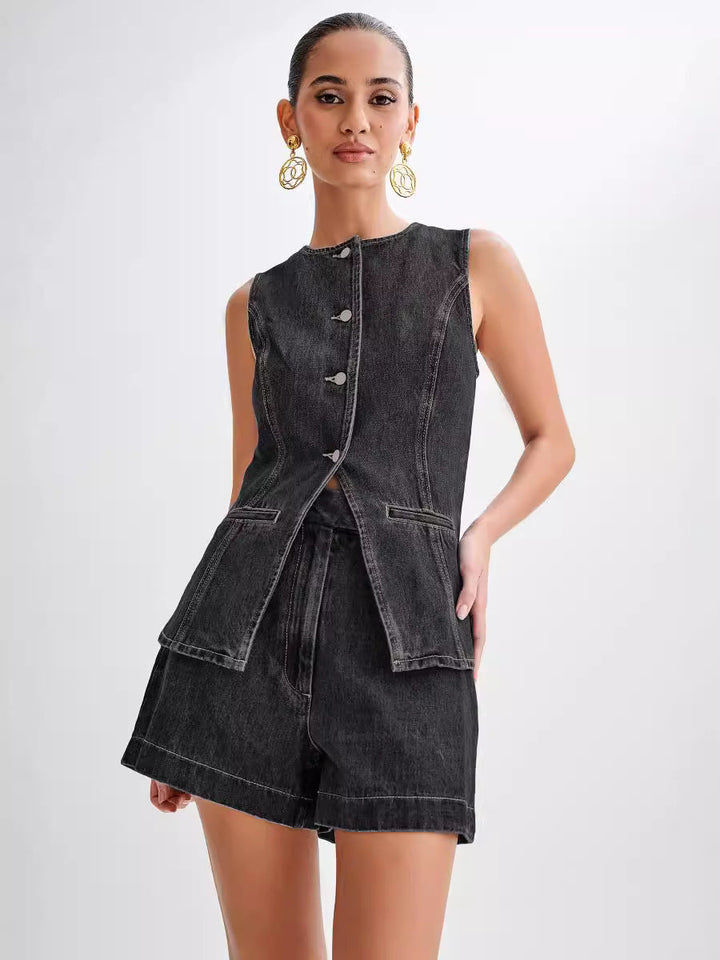 Polly – Sleeveless Buttoned Peplum Set