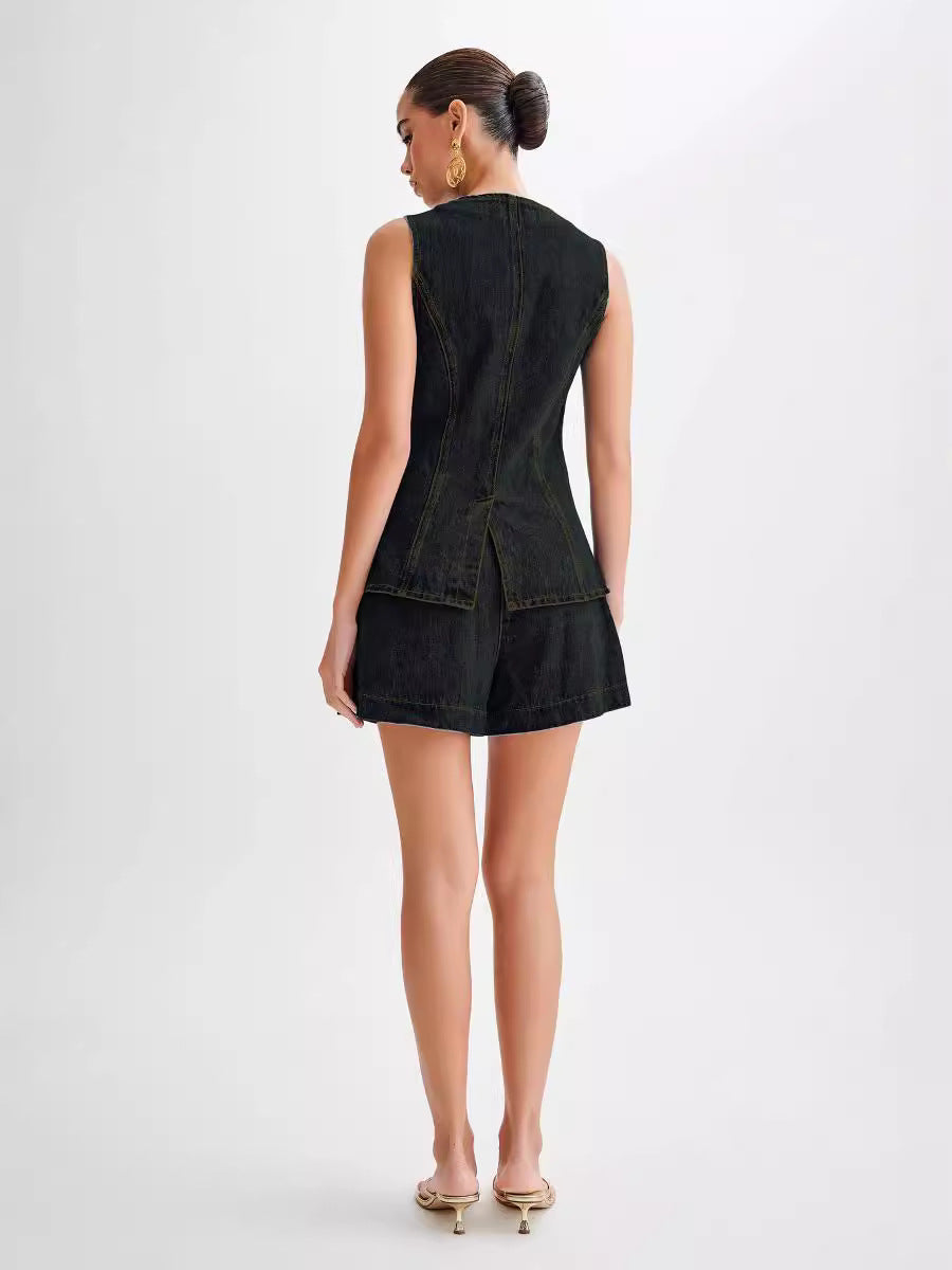 Polly – Sleeveless Buttoned Peplum Set