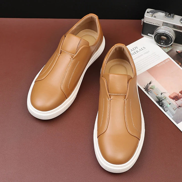Nero Leather Sneakers
