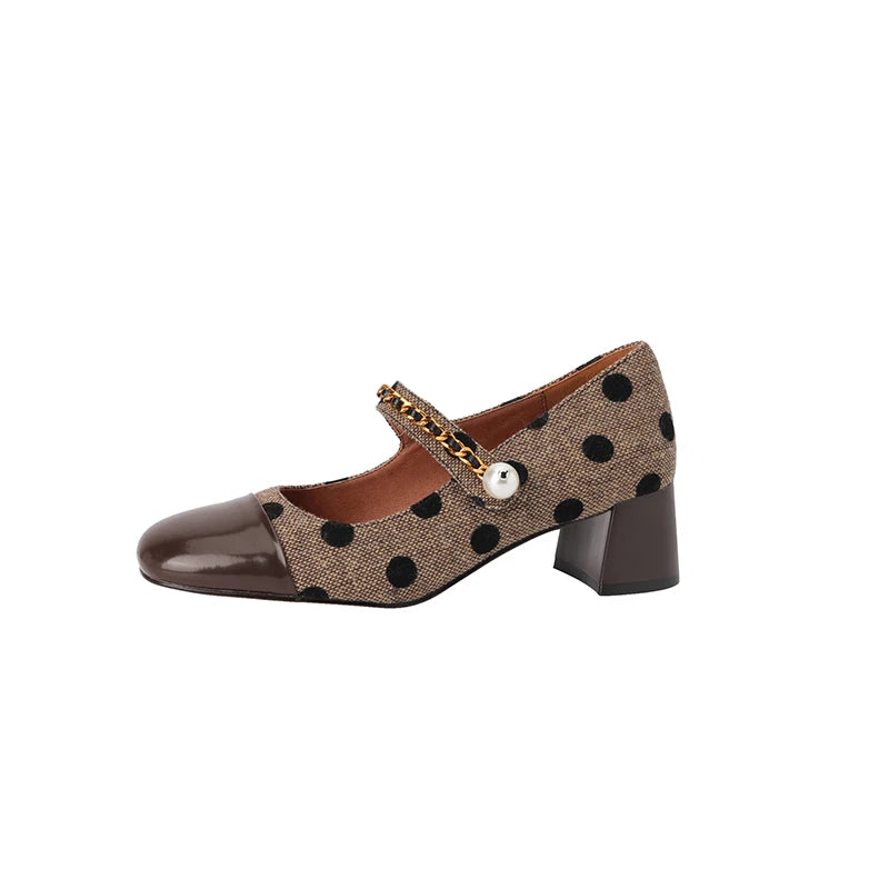 Luniette | Timeless Mary Janes