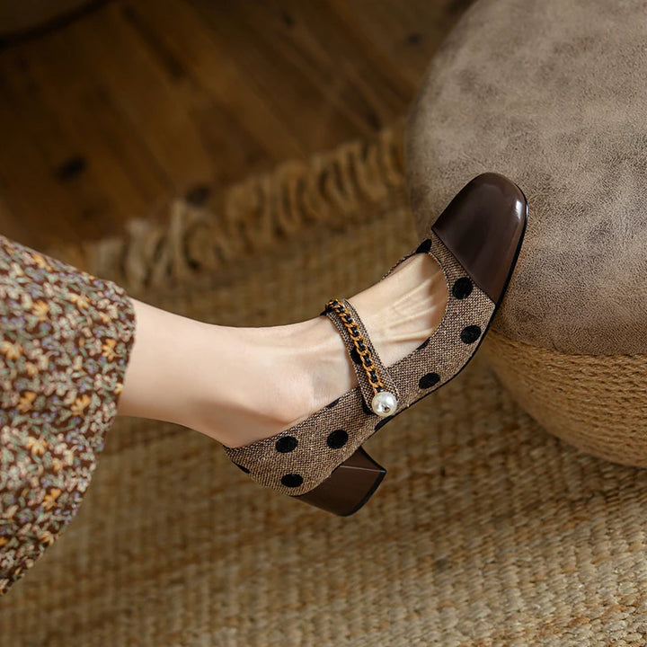 Luniette | Timeless Mary Janes
