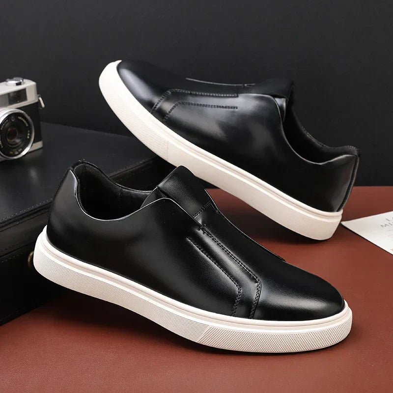 Nero Leather Sneakers