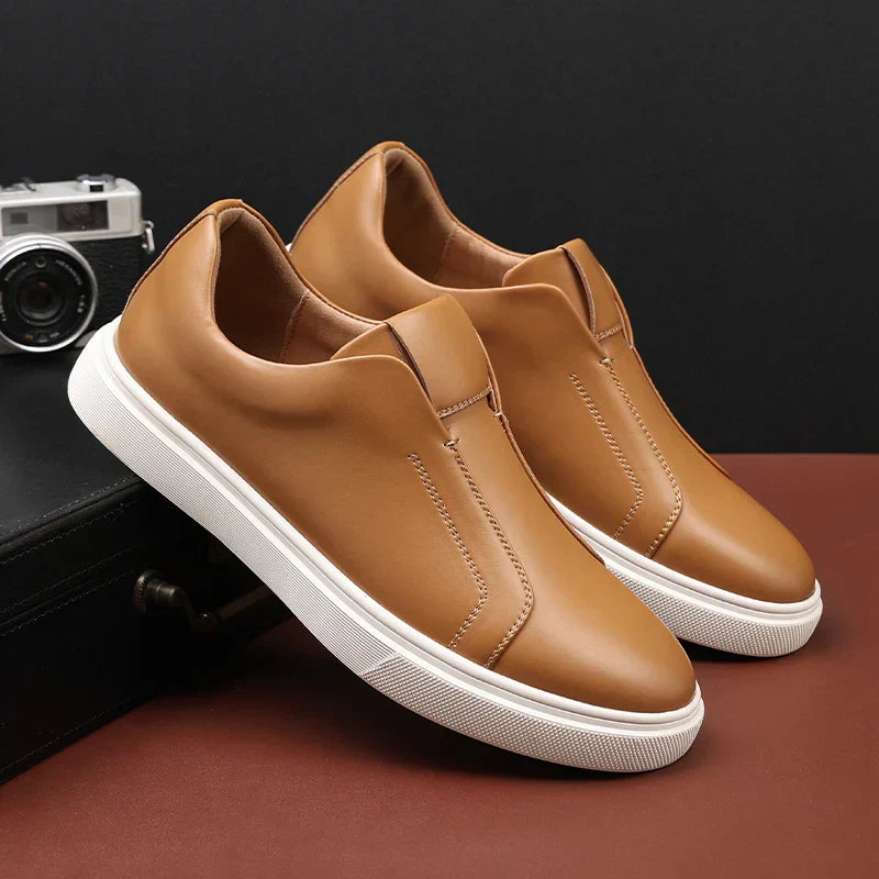 Nero Leather Sneakers