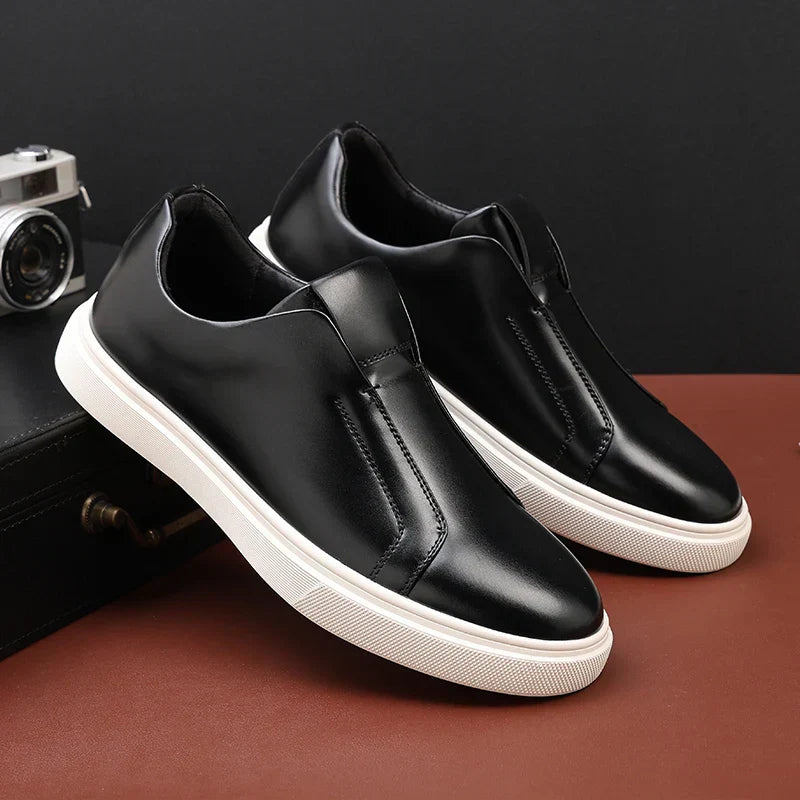 Nero Leather Sneakers
