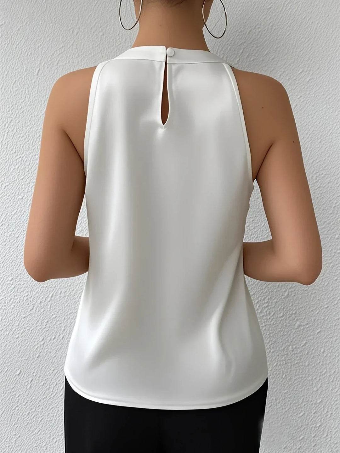 CERYS ELEGANT SLEEVELESS BLOUSE