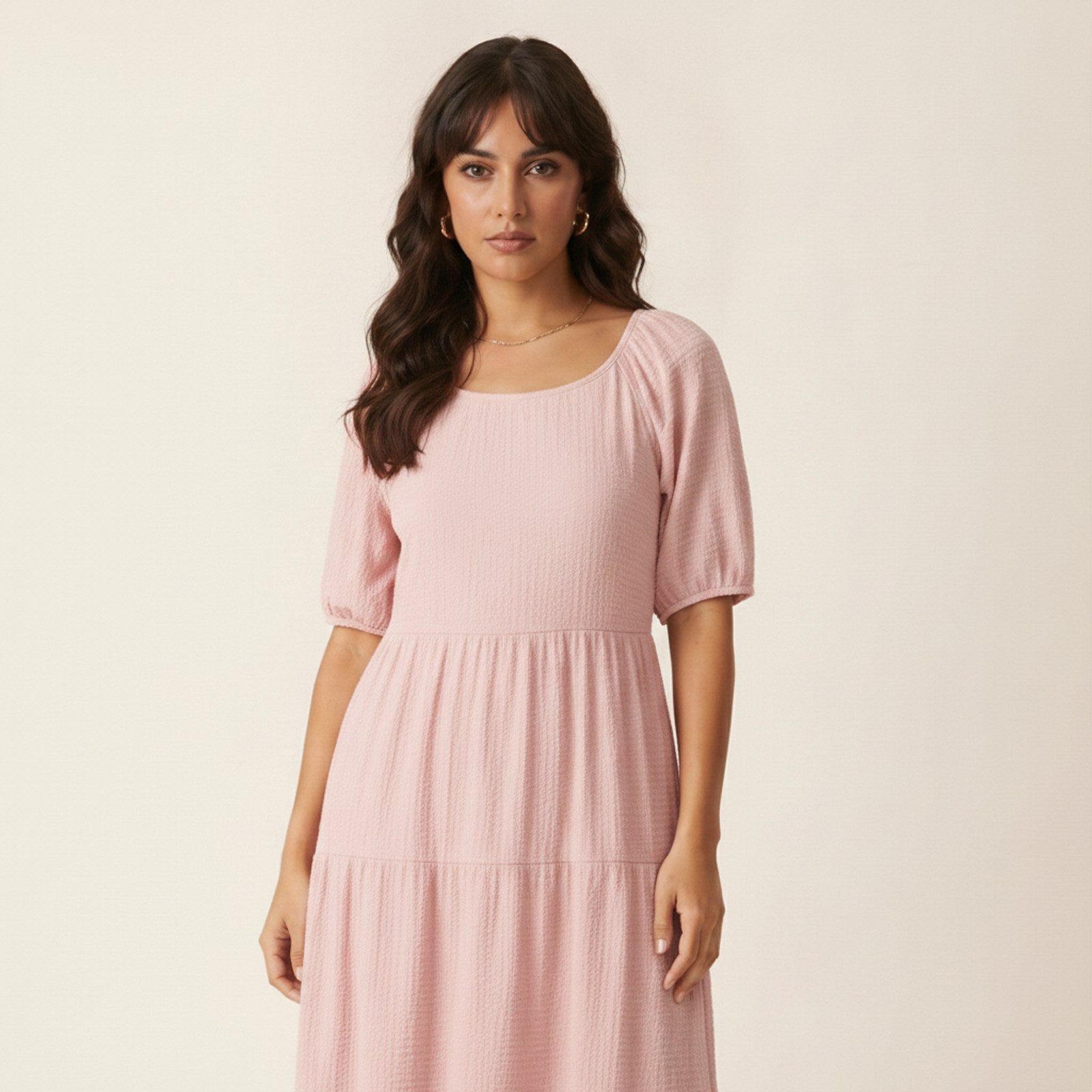 AIv2: Willa | Women's Textured Tiered Midi Dress - Detail