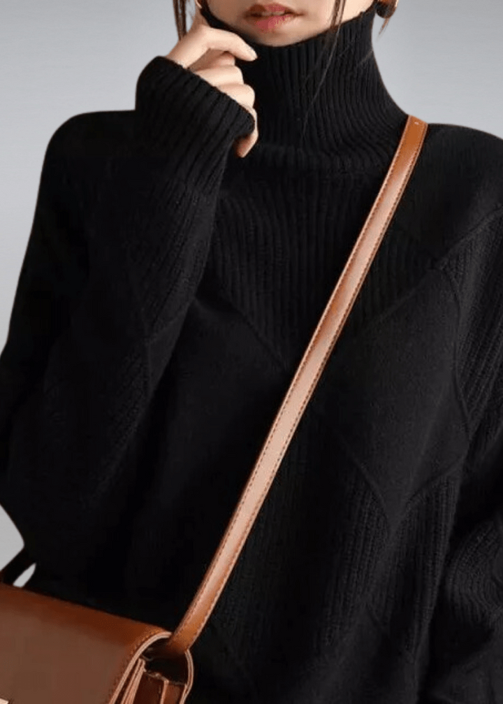 Liv - Soft turtleneck sweater