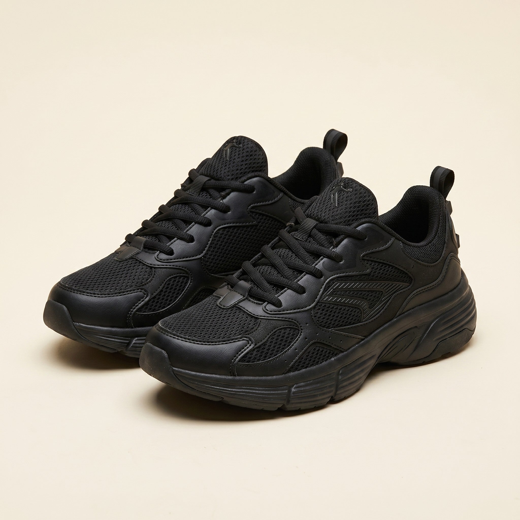 Jett | Women's Chunky Dad Sneakers - Pair - Black