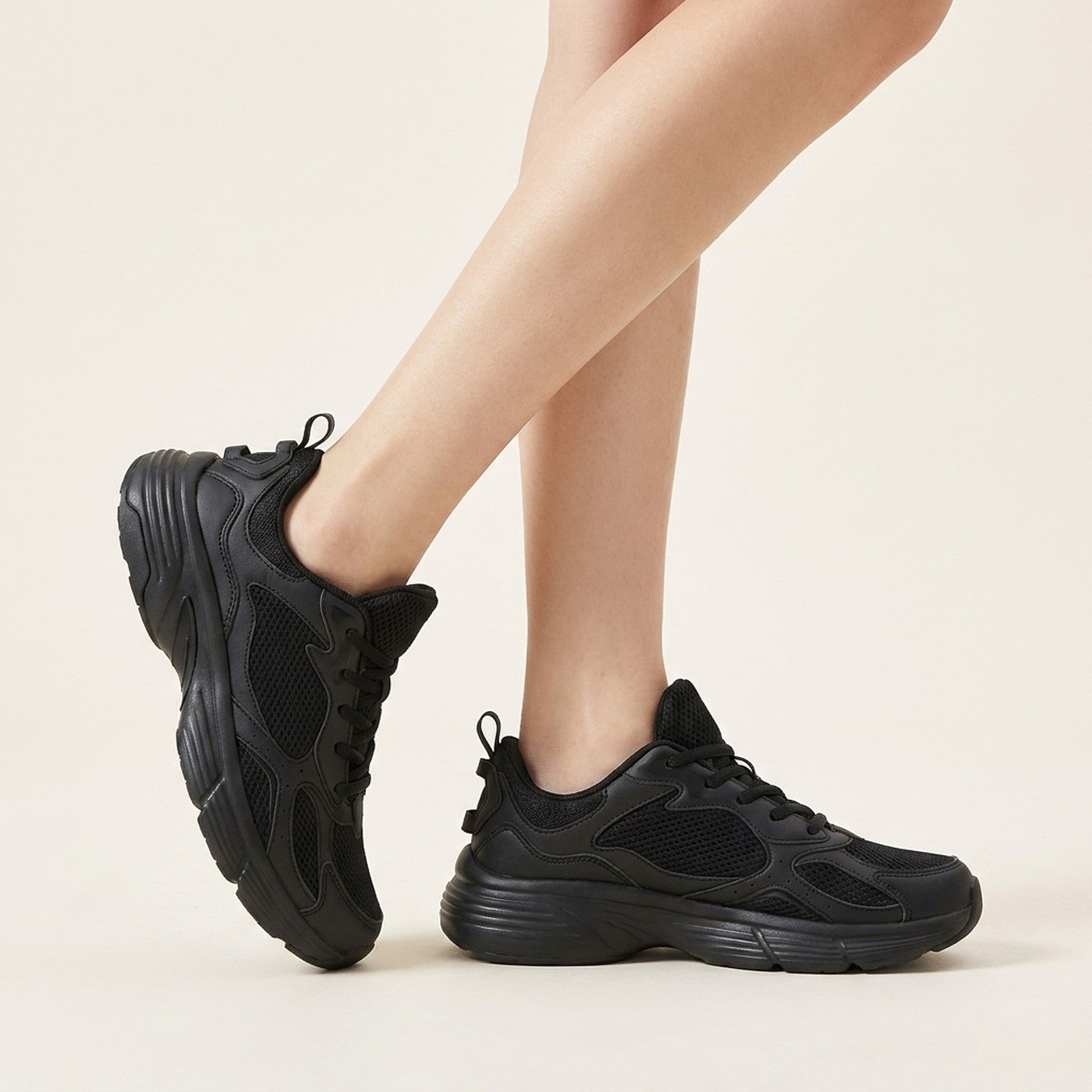 Jett | Women's Chunky Dad Sneakers - Hero Worn