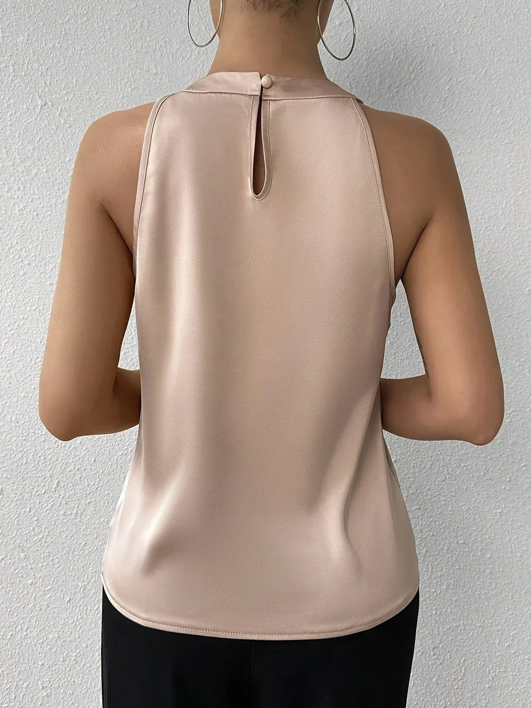 CERYS ELEGANT SLEEVELESS BLOUSE