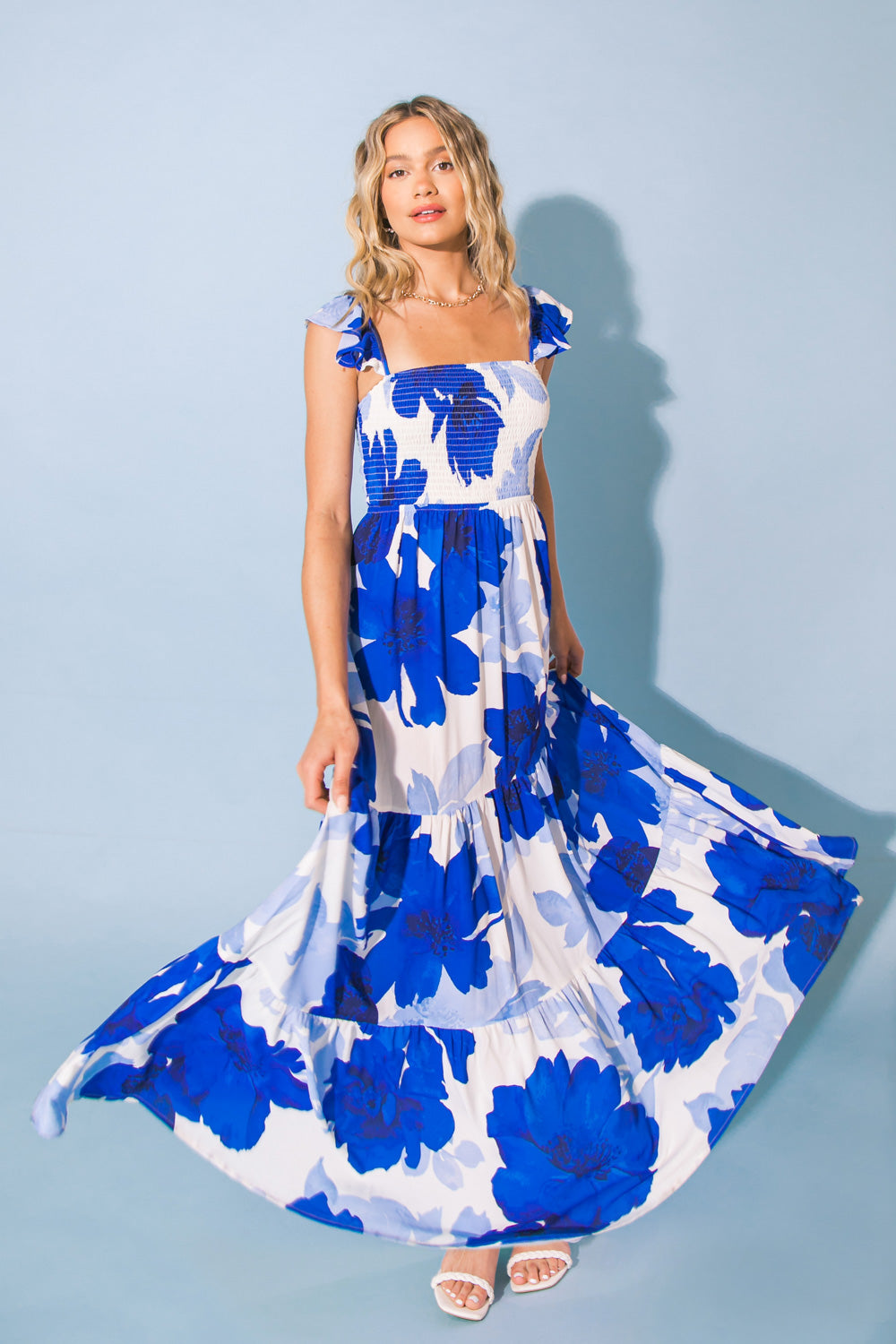 "FEEL LIKE MOVING" MAXI DRESS