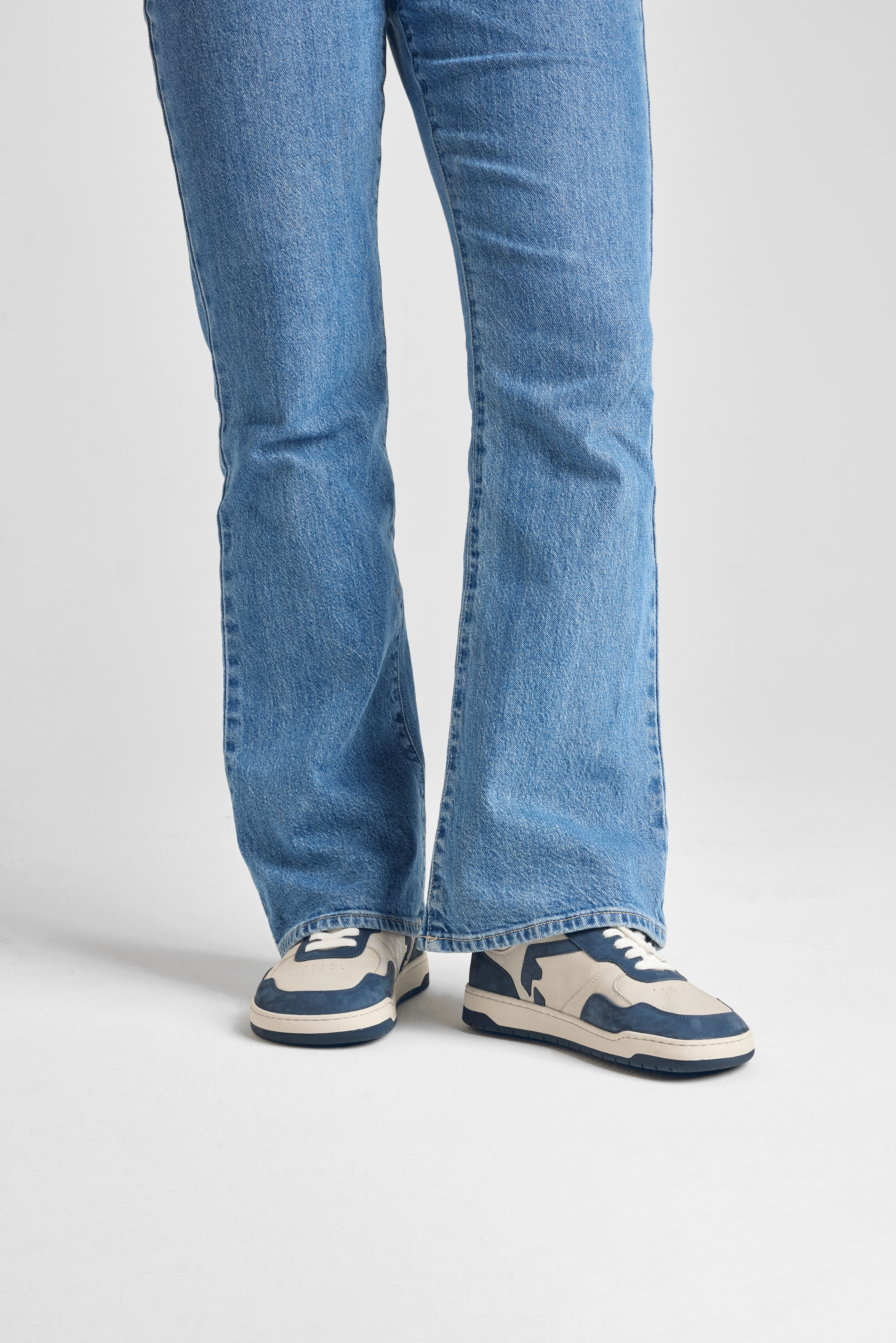 Nova Beige/Blue